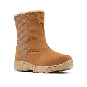 Columbia size 7.5 womens boots new